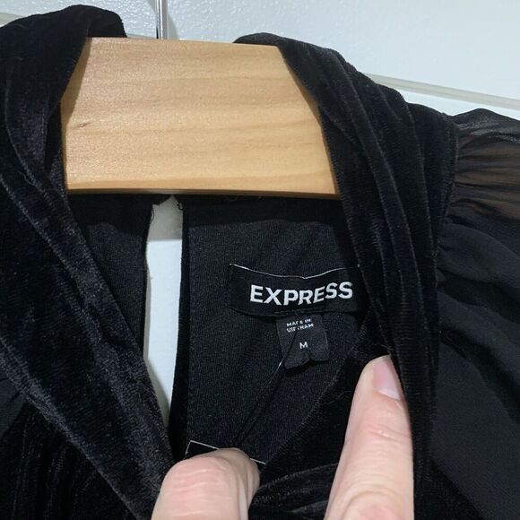 Express | Romper Shorts Long Sleeve Velvet Holiday Black NWT- Size Medium - Picture 6 of 11